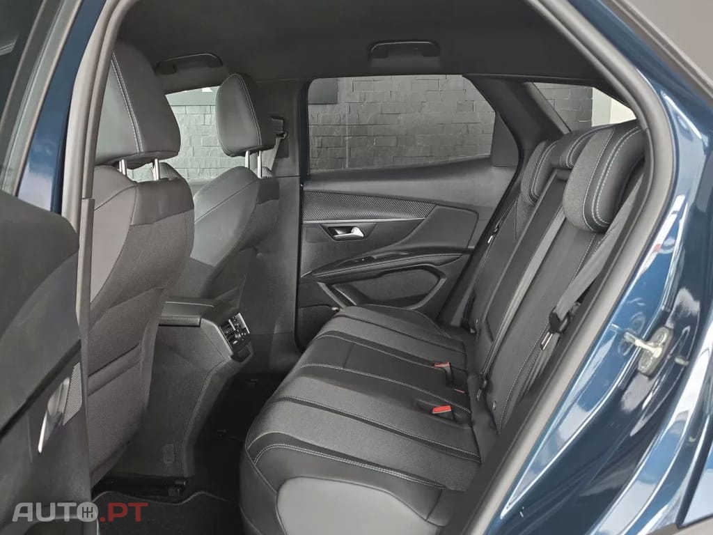 Peugeot 3008 1.6 Hybrid Allure Pack e-EAT8