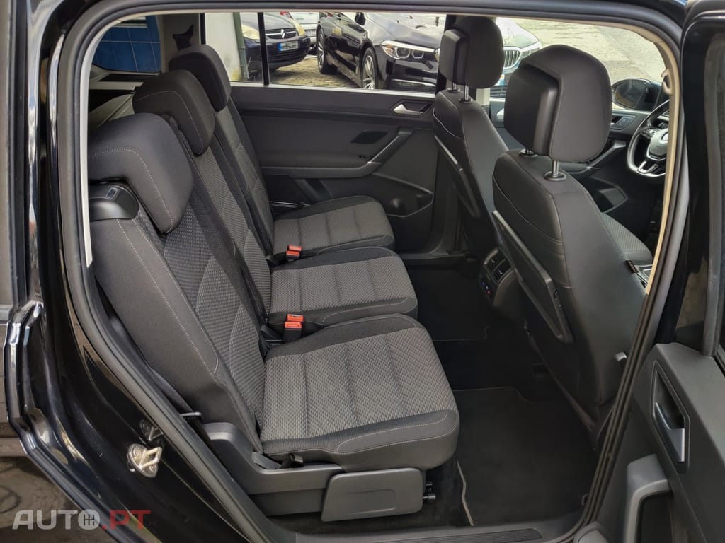 Volkswagen Touran 1.6 TDI Confortline DSG