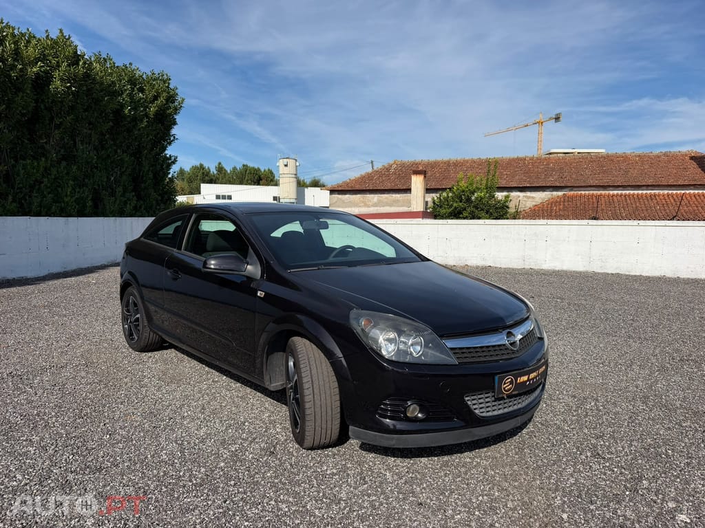 Opel Astra GTC 1.3 CDTi