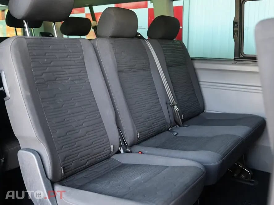Volkswagen Caravelle 2.0 TDi CD Longa Extra AC