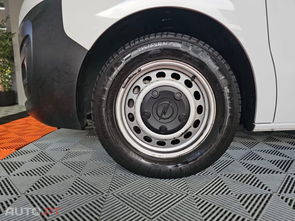 Opel Vivaro 1.5 CDTi L1H1 Essentia