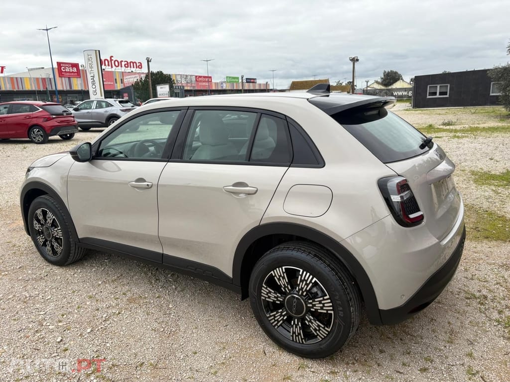 Fiat 600 1.2 Hybrid Icon