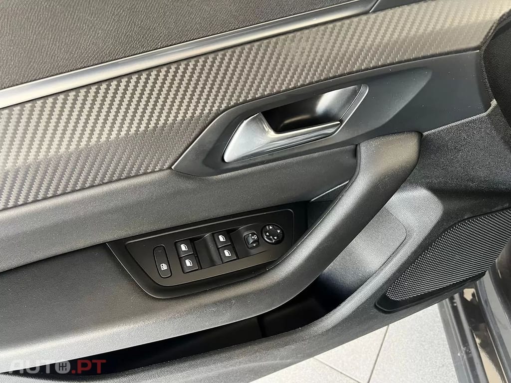 Peugeot 508 1.6 Hybrid Allure e-EAT8