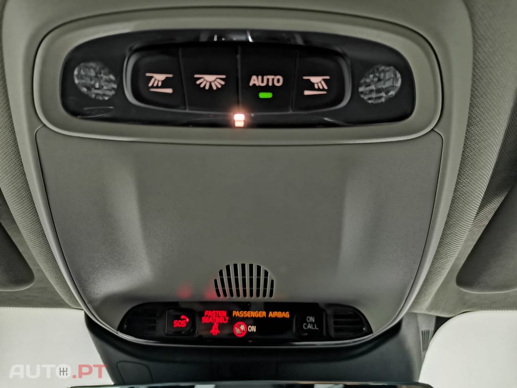 Volvo V60 2.0 B4 Plus Dark Auto