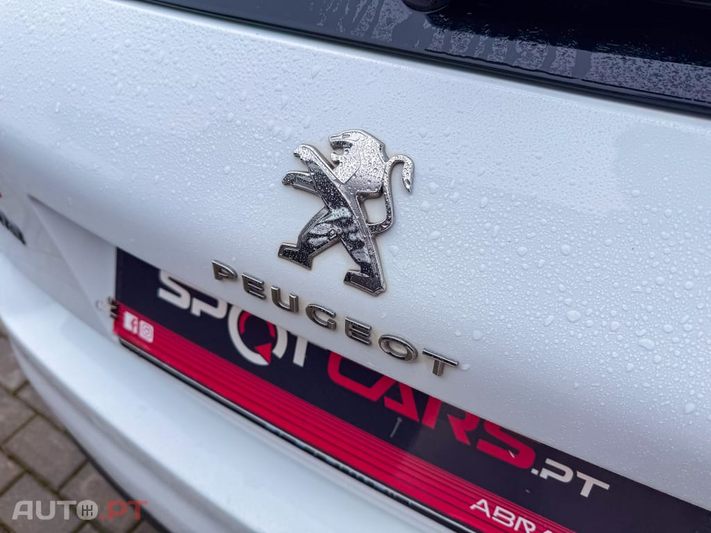 Peugeot 308 1.5 BlueHDi Business Line