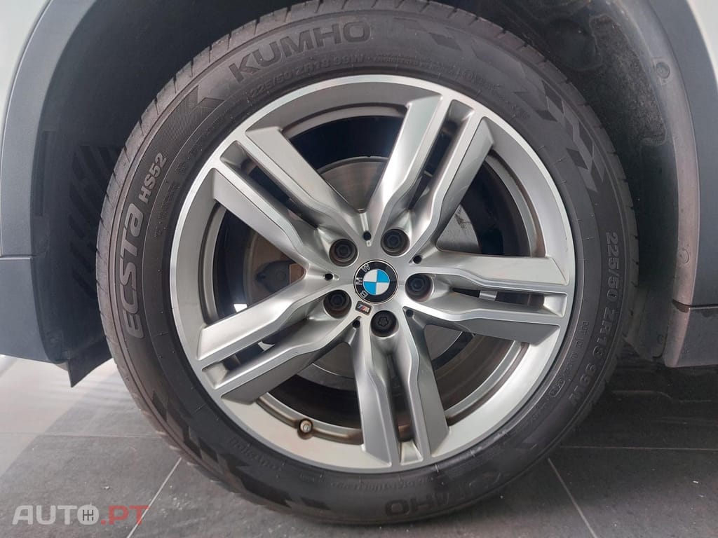 BMW X1 18 i sDrive Advantage