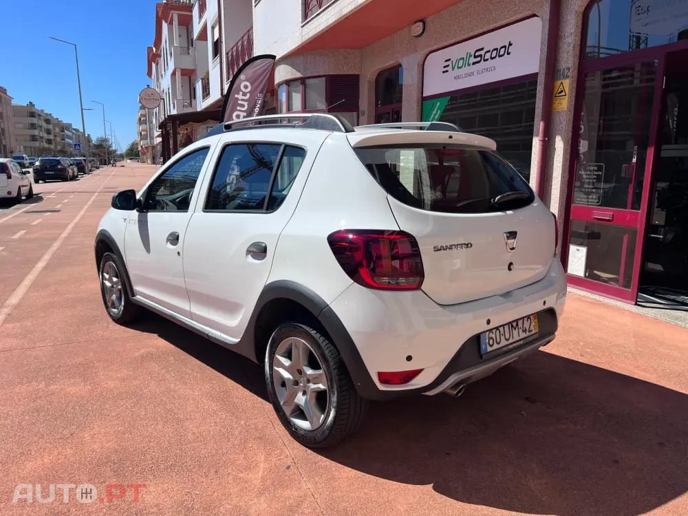 Dacia Sandero 0.9 TCe LPG Stepway Celebration