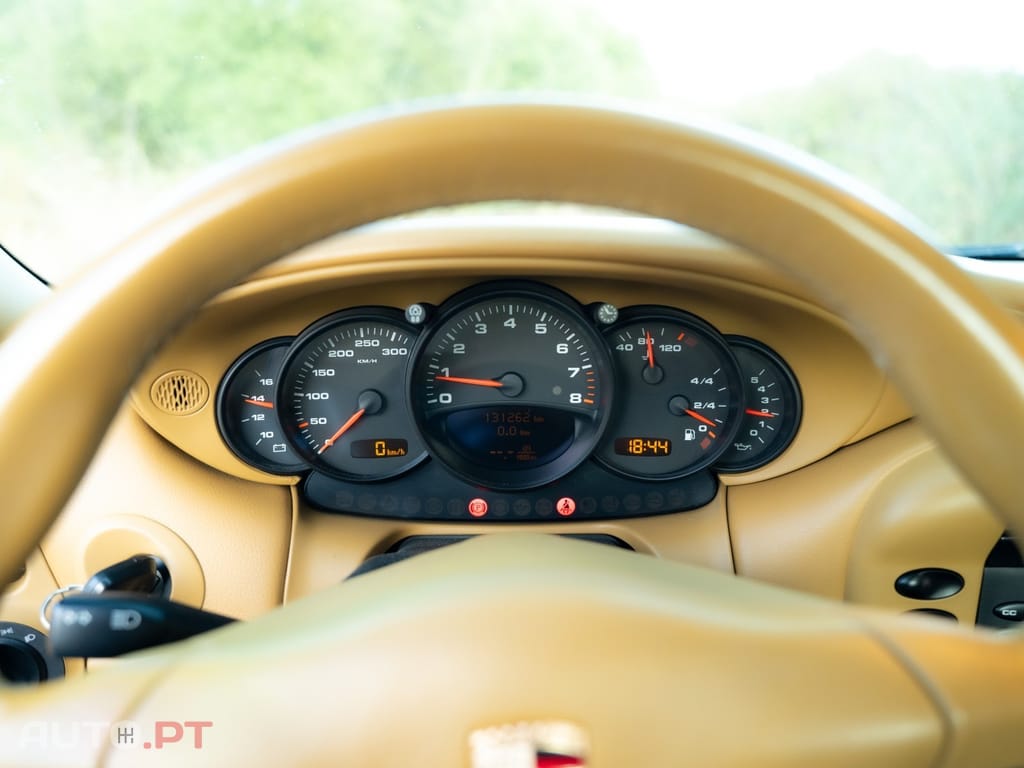 Porsche 996 Carrera