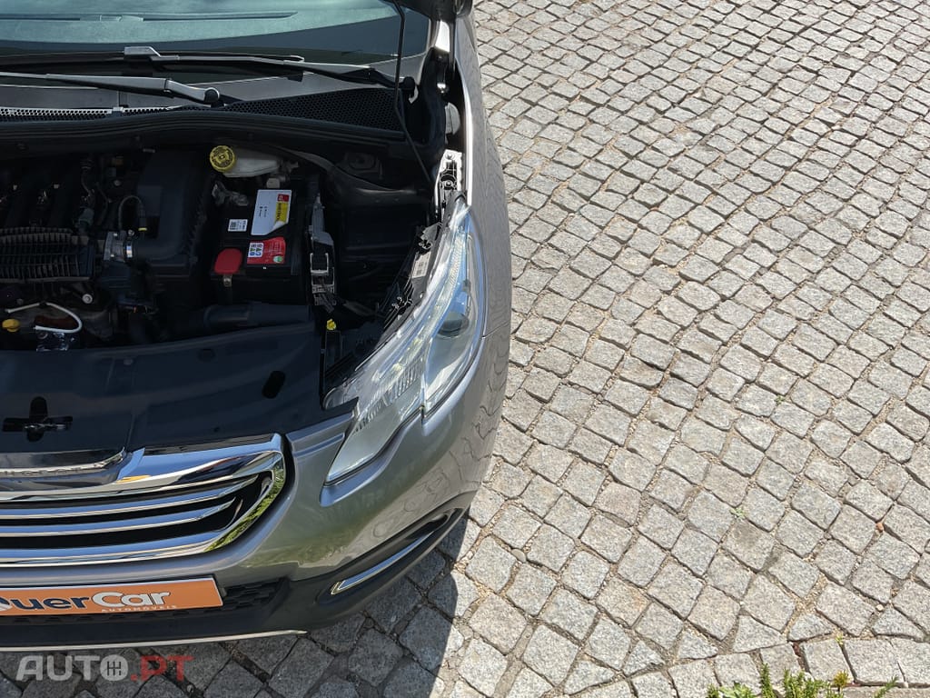 Peugeot 2008 1.2 PureTech Style