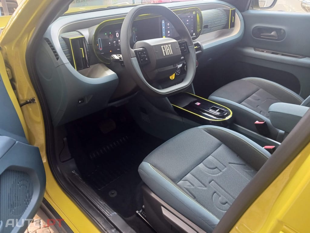 Fiat Grande Panda 1.2 Hybrid Icon eDCT