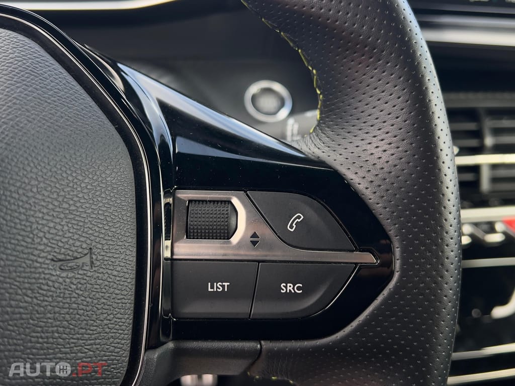 Peugeot E-208 50 kWh GT