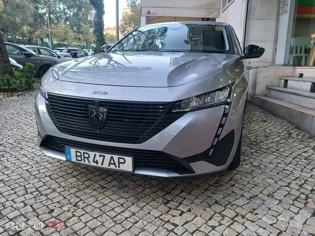 Peugeot 308 1.2 Hybrid Allure e-DCS6