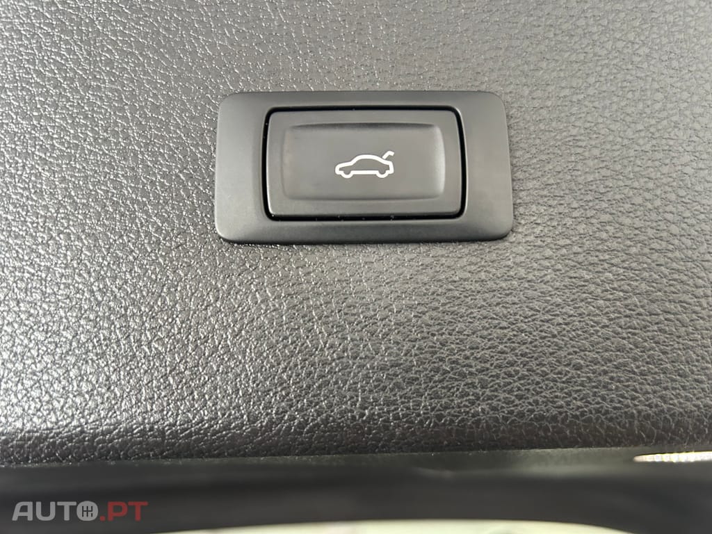 Audi Q5 2.0 TDI quattro S-line S-tronic