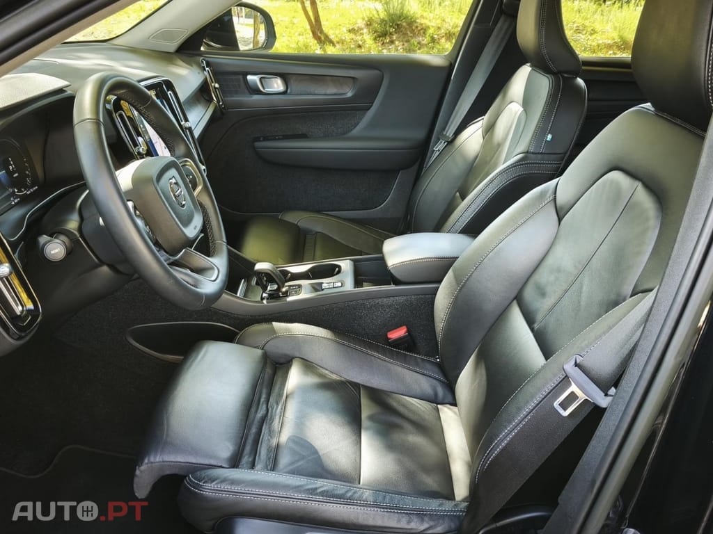 Volvo XC40 1.5 T4 PHEV Inscription Expression