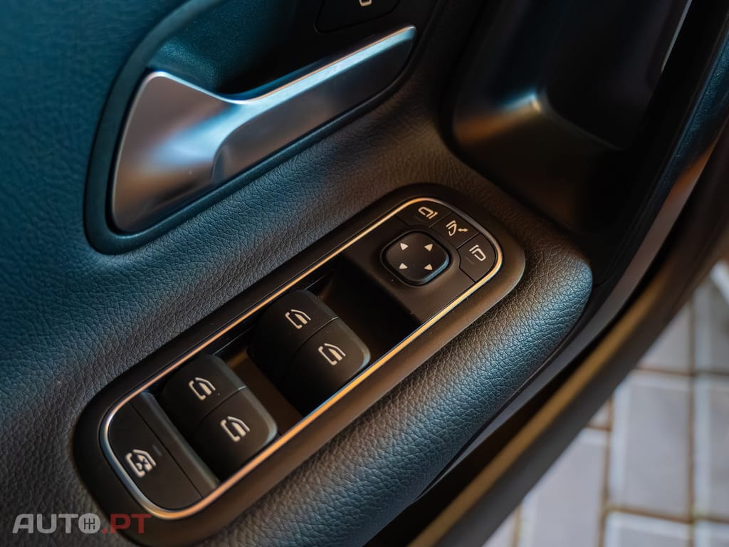 Mercedes-Benz CLA 250 e Style Plus