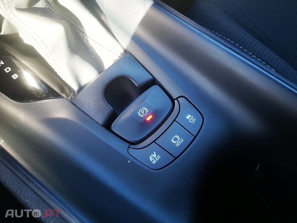 Toyota C-HR 1.8 HSD Comfort+P.Style