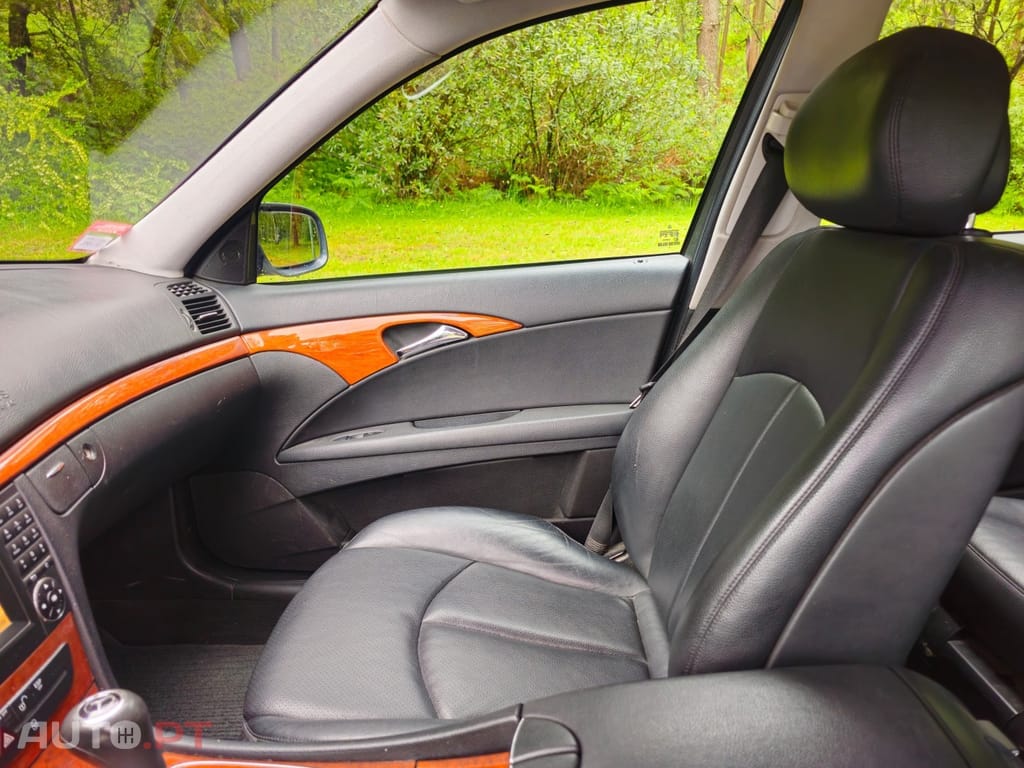 Mercedes-Benz E 200 T CDI Auto Classic