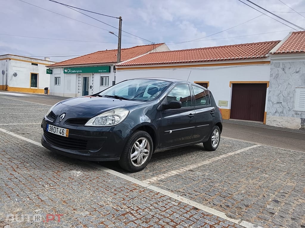 Renault Clio II
