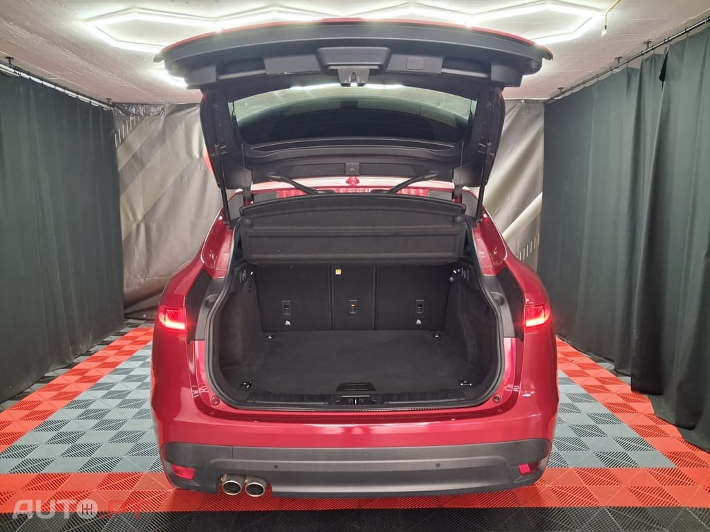 Jaguar F-Pace 2.0 i4D R-Sport Aut.