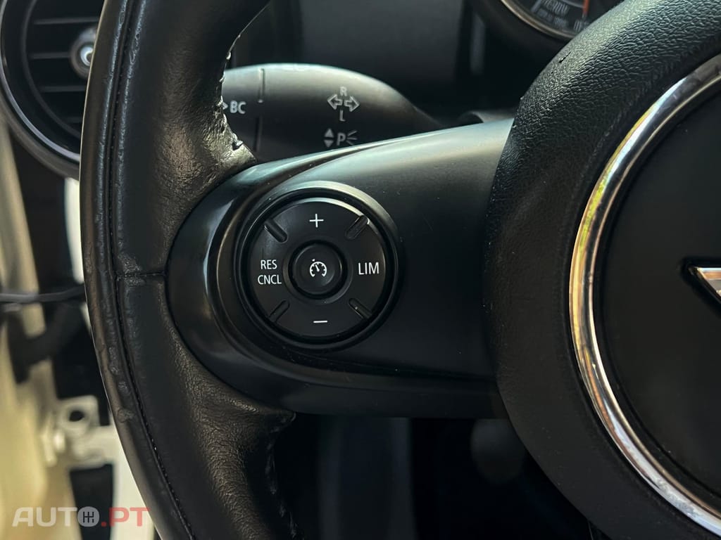MINI One D - 5 Portas