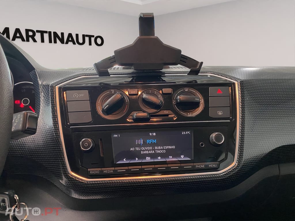 Volkswagen Up! Outro