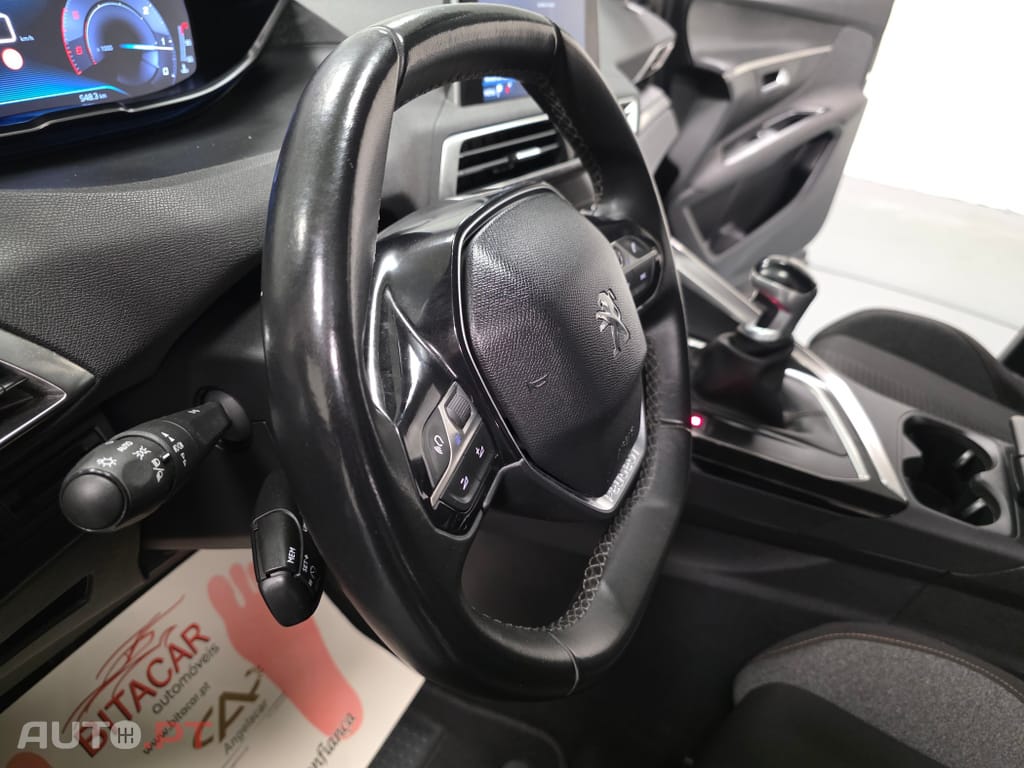 Peugeot 3008 1.5 BlueHDi Active