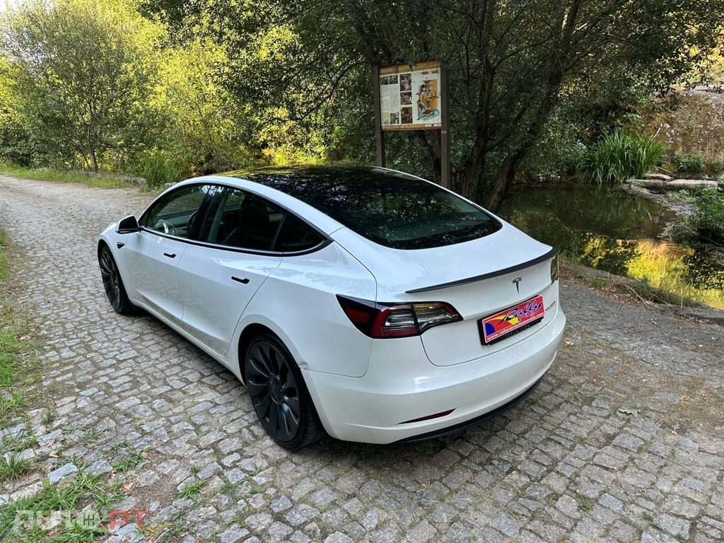 Tesla Model 3 Performance Dual Motor AWD