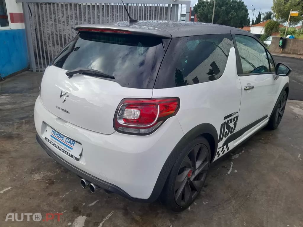 Citroen DS3 1.6 THP Racing