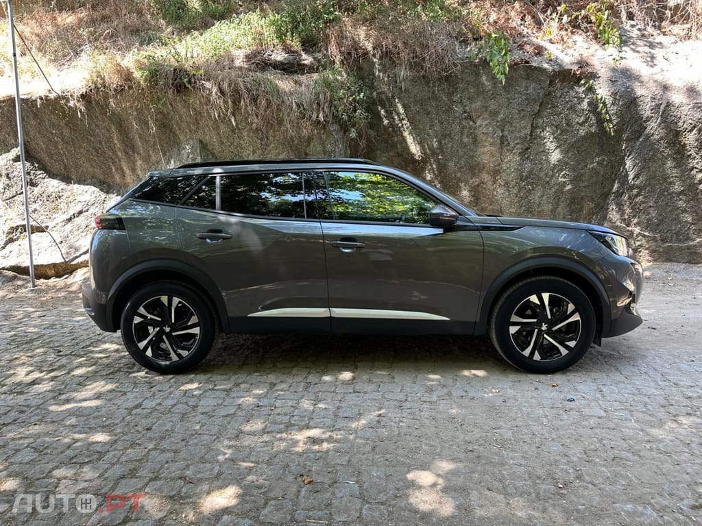 Peugeot 2008 1.2 PureTech Allure Pack EAT8