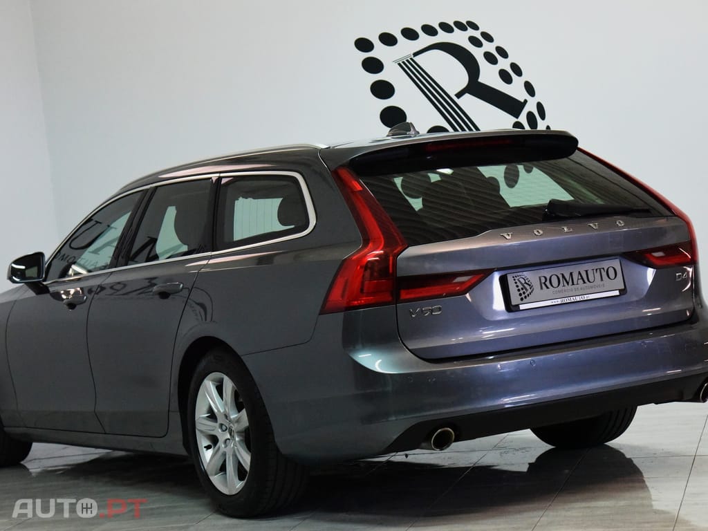 Volvo V90 2.0 D4 Momentum Geartronic