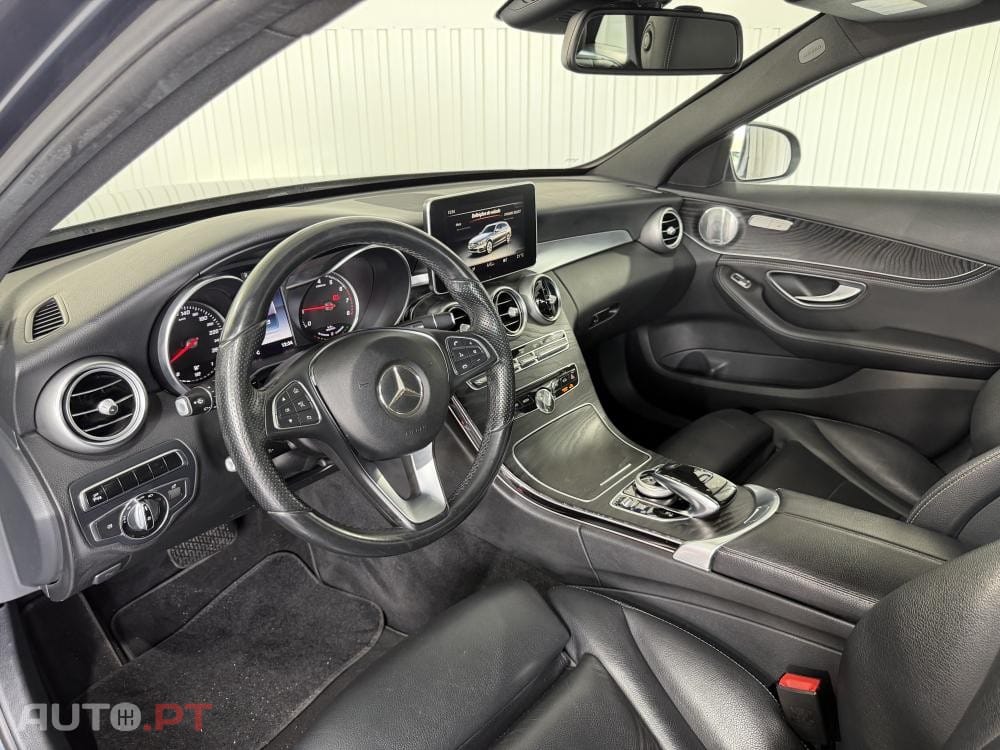 Mercedes-Benz C 350 e 7G-TRONIC AMG Line
