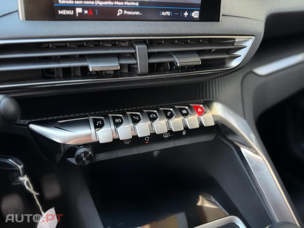 Peugeot 3008 1.5 BlueHDi Active