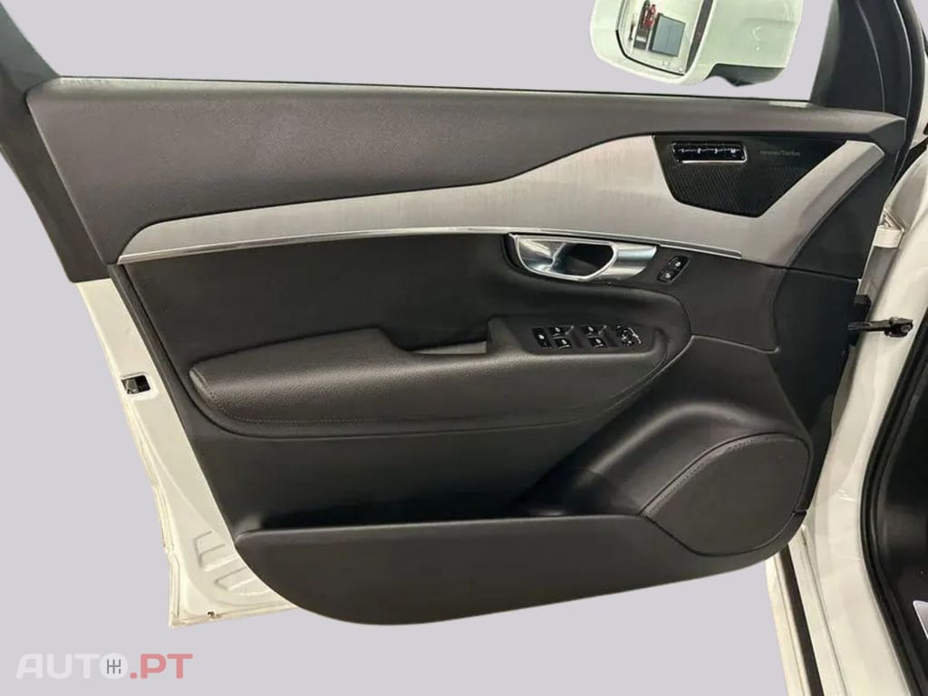 Volvo XC90 T8 AWD I.V.A DEDUTÍVEL