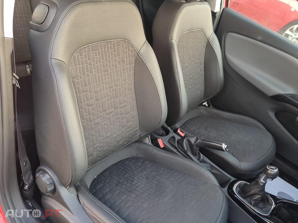 Opel Corsa-E Nao