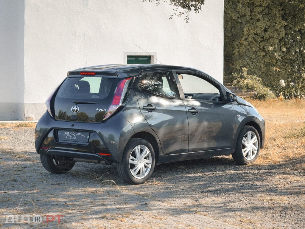 Toyota Aygo Caixa Automática 1.0