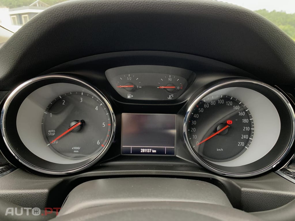 Opel Insignia 1.6 CDTi Dynamic