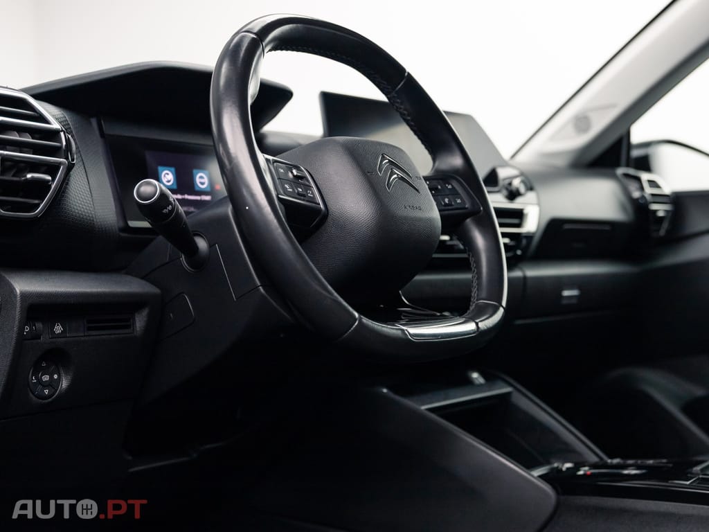 Citroen C4 1.5 BlueHDi Shine EAT8