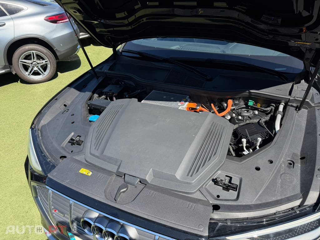 Audi E-Tron 55 quattro S line