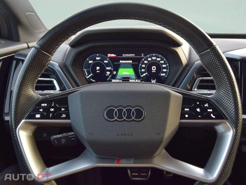 Audi Q4 E-Tron 45 82 kWh SE Business Plus