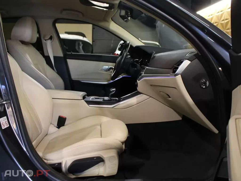 BMW 318 d Line Luxury Auto