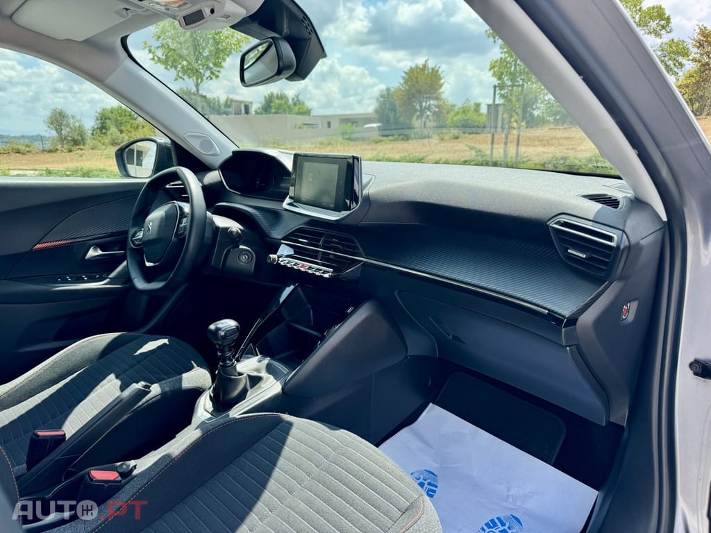 Peugeot 2008 1.5 BlueHDi Active