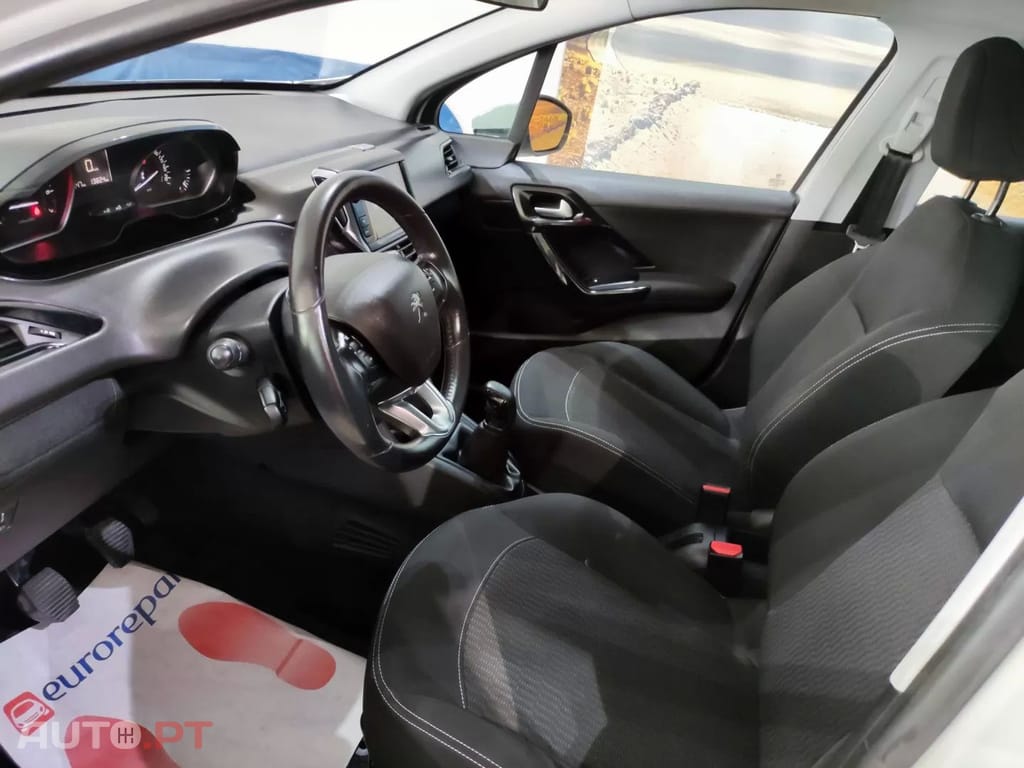 Peugeot 208 1.2 PureTech Active
