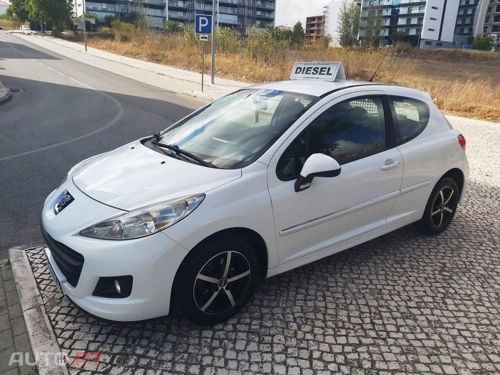 Peugeot 207  1.4 HDI PACK CLIM