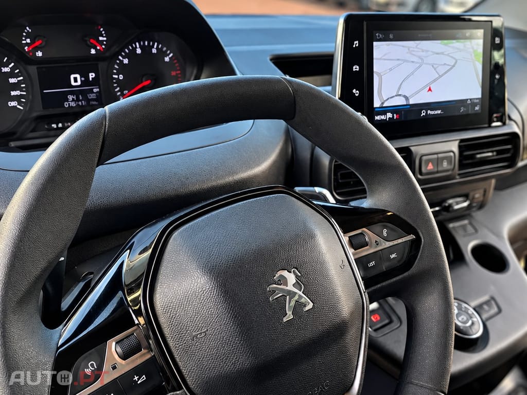 Peugeot Partner 1.5 BlueHDi Asphalt Longa EAT8