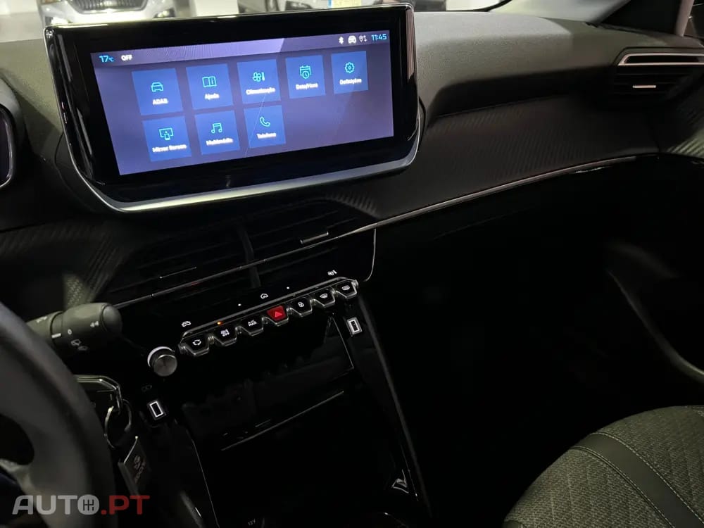 Peugeot 208 1.2 Hybrid Allure e-DCS6