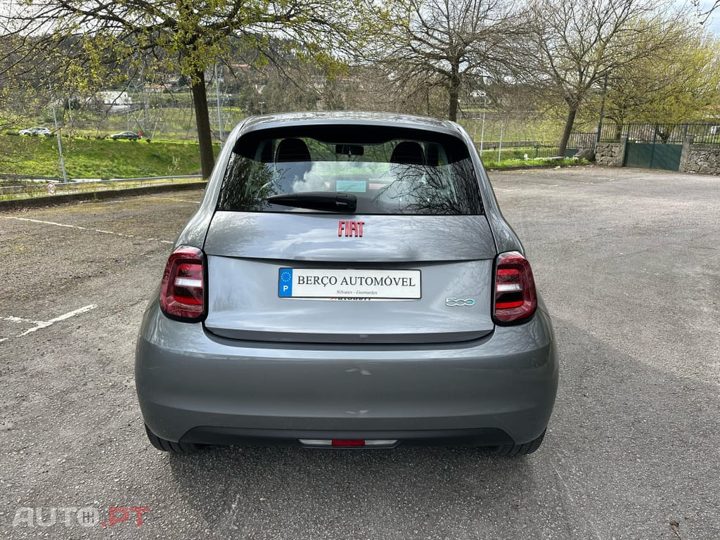 Fiat 500e 23kWh 95cv (RED)