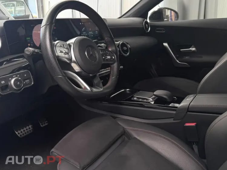 Mercedes-Benz A 250 e AMG Line