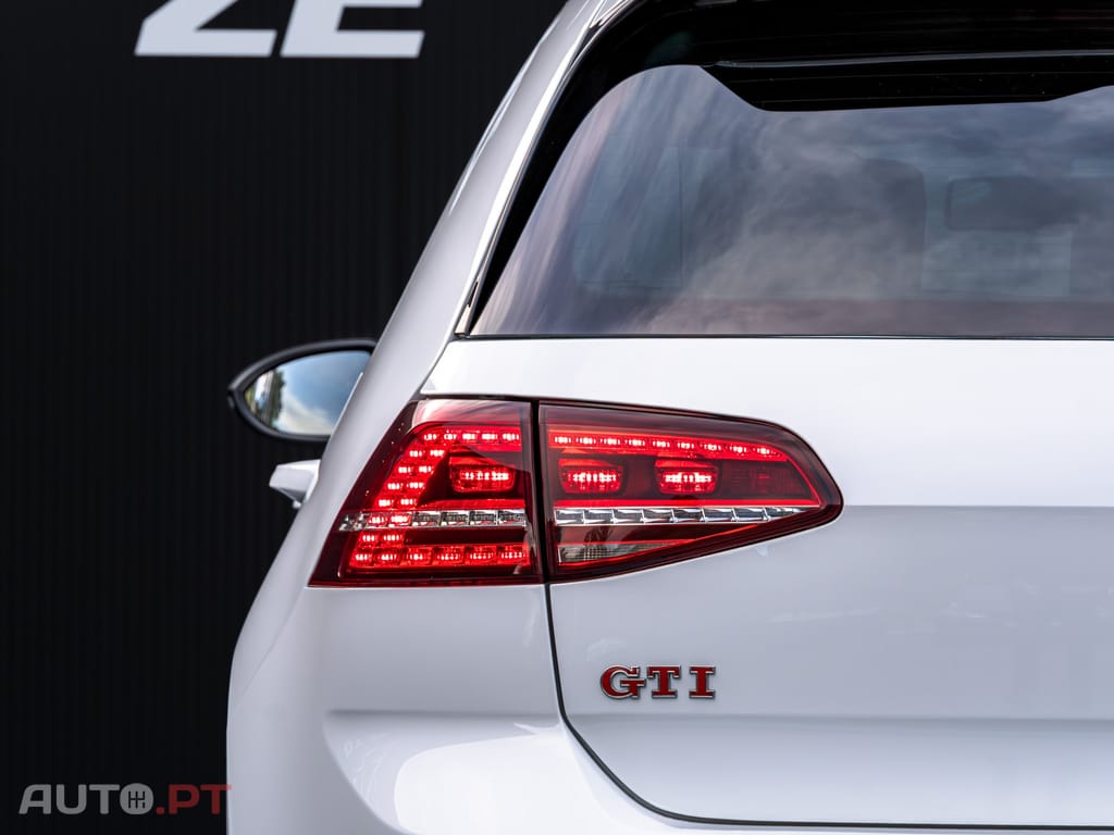 Volkswagen Golf 2.0 TSi GTi DSG Performance