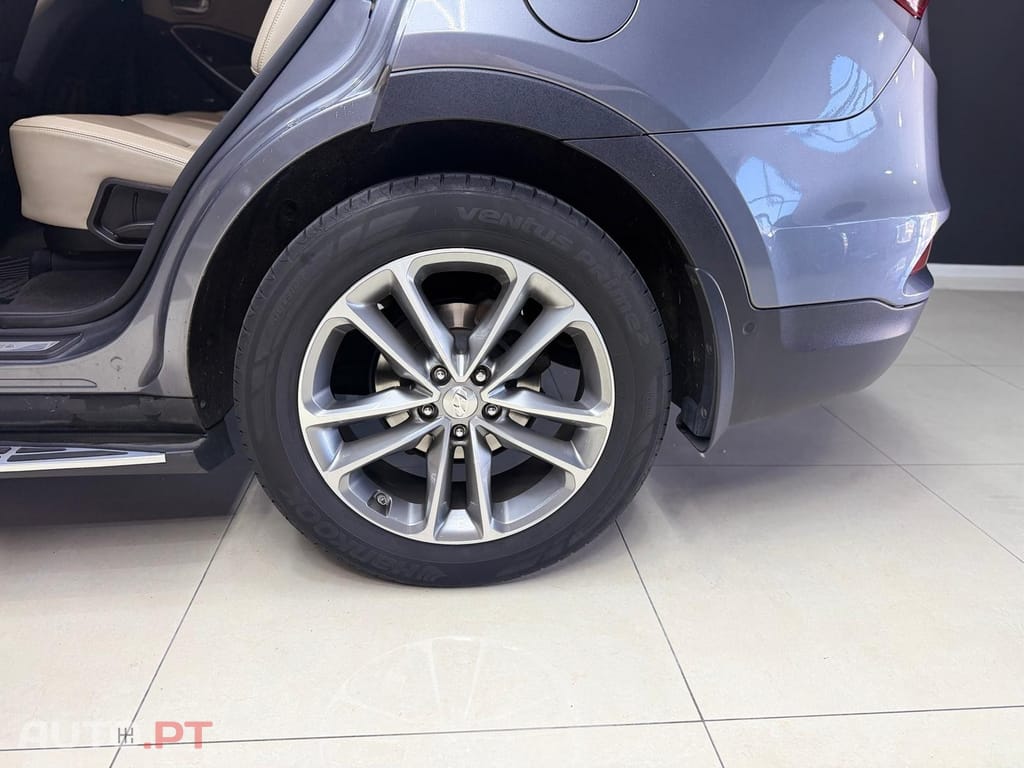 Hyundai Santa Fe 2.2 CRDi Premium 4WD Aut.