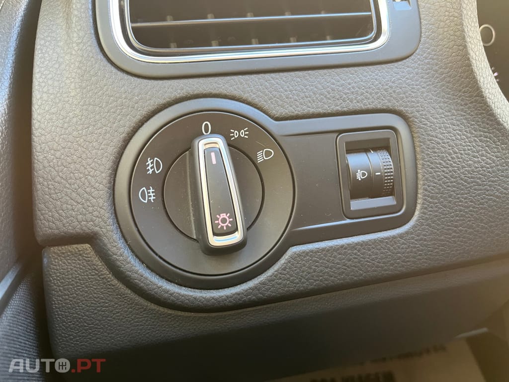 Volkswagen Polo 1.0 Lounge